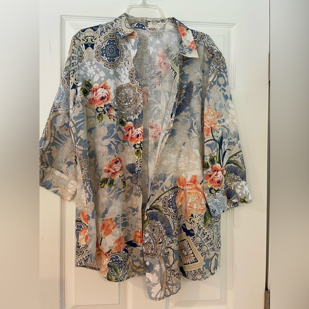 CHICOS NO-IRON 100% LINEN BLOUSE IN FLORAL